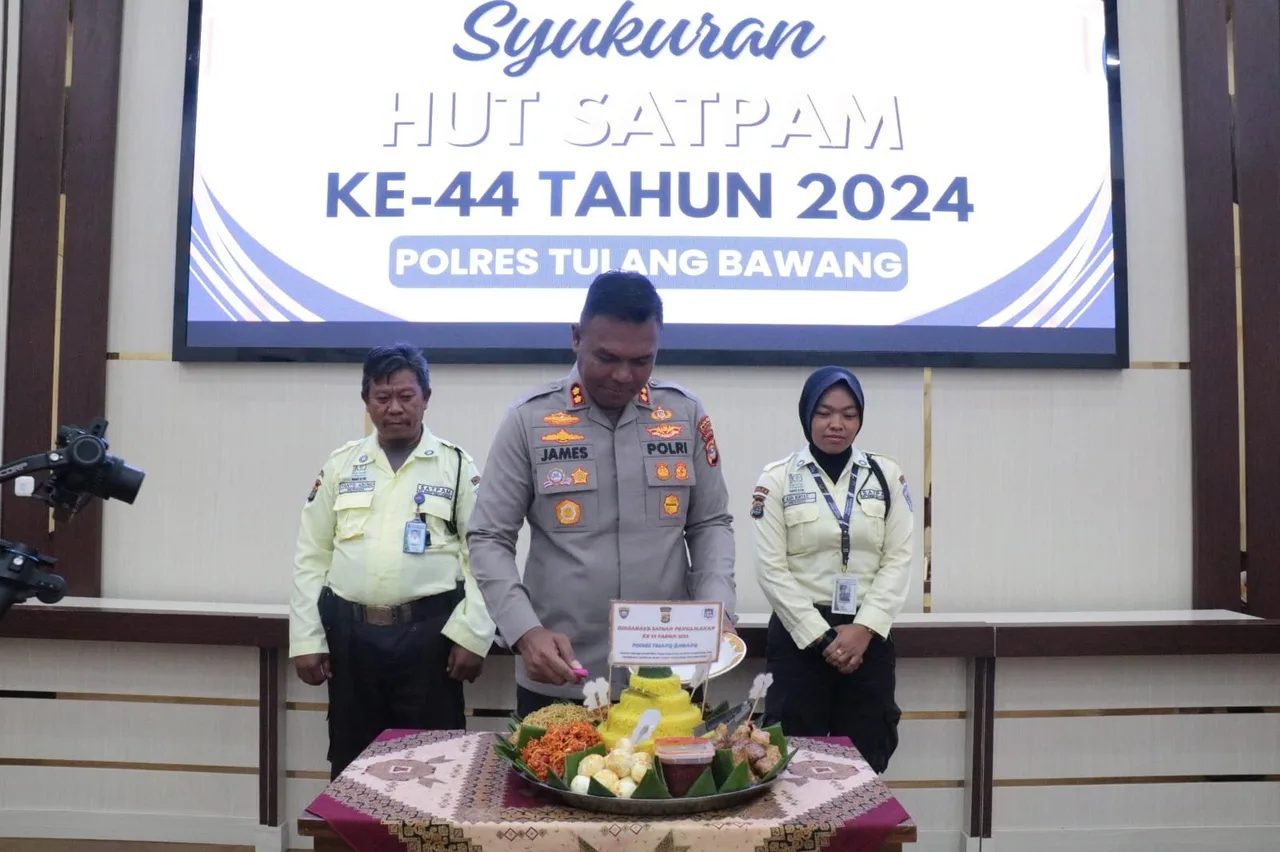 Polres Tulang Bawang Gelar Syukuran HUT Satpam Ke-44, AKBP James Sampaikan Pesan Khusus