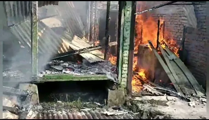 Rumah semi permanen PJKA hangus terbakar di lahap Sijago Merah, Ipda Toroski Manik menjelaskan