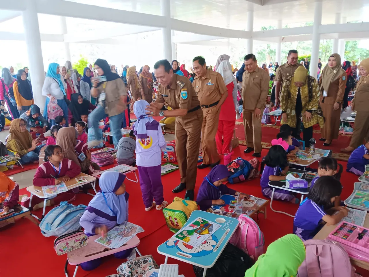 Ratusan Peserta Siswa PAUD, Ikuti Lomba Mewarnai HUT Harian Oku Selatan