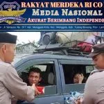 Polsek Penawartama Berbagi Takjil di Bulan Ramadhan 1446 H, AKP Harun: Ada Tujuh Manfaatnya