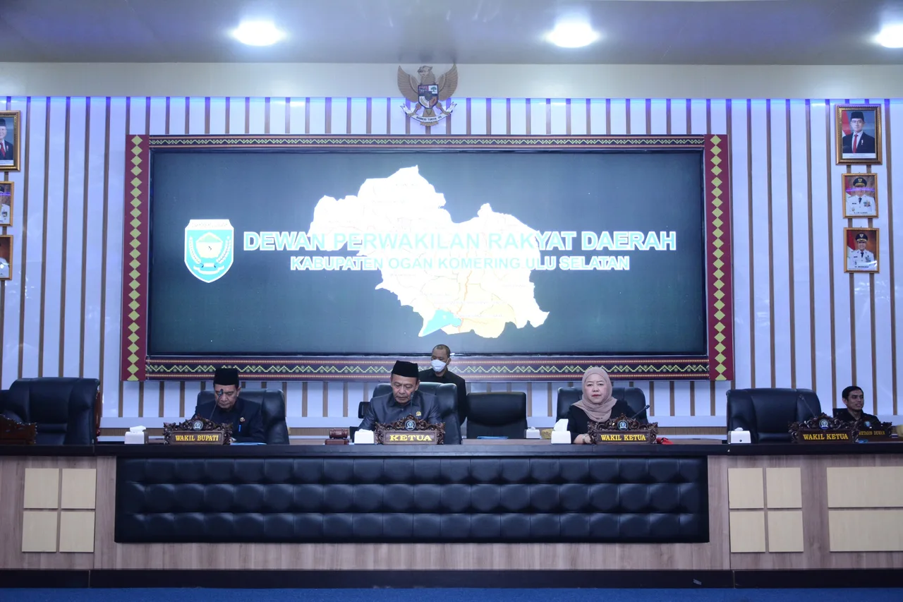 Wakil Bupati Kabupaten Ogan Komering Ulu Selatan Drs H. Misnadi, M.M.,M.Si., Hadiri Rapat Paripurna DPRD Kabupaten OKU Selatan