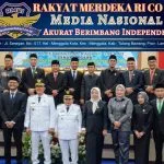 DPRD Pesisir Barat Menggelar Rapat Paripurna Dengan Agenda Mendengarkan Pidato Perdana Bupati Wan Wakil Bupati 2025-2030