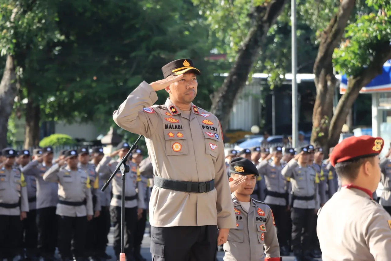 Pimpin Upacara Hari Kesadaran Nasional, Wakapolres Loteng Ajak Personel Perkuat Disiplin