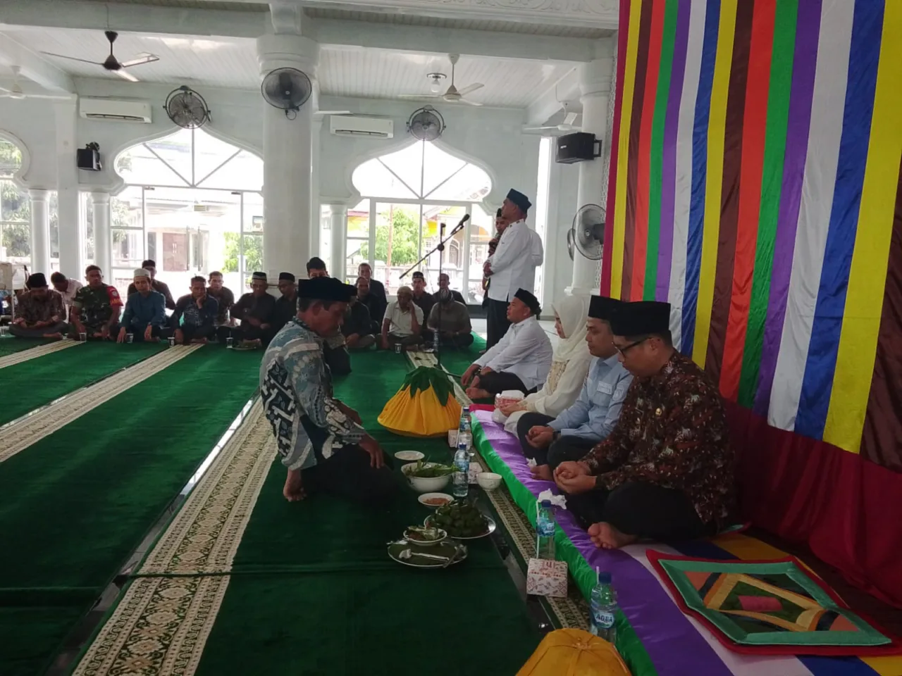 Walikota dan Wawalkot Langsa Di Peusejuk Tepung Tawar Masyarakat Gp.PB Teungoh