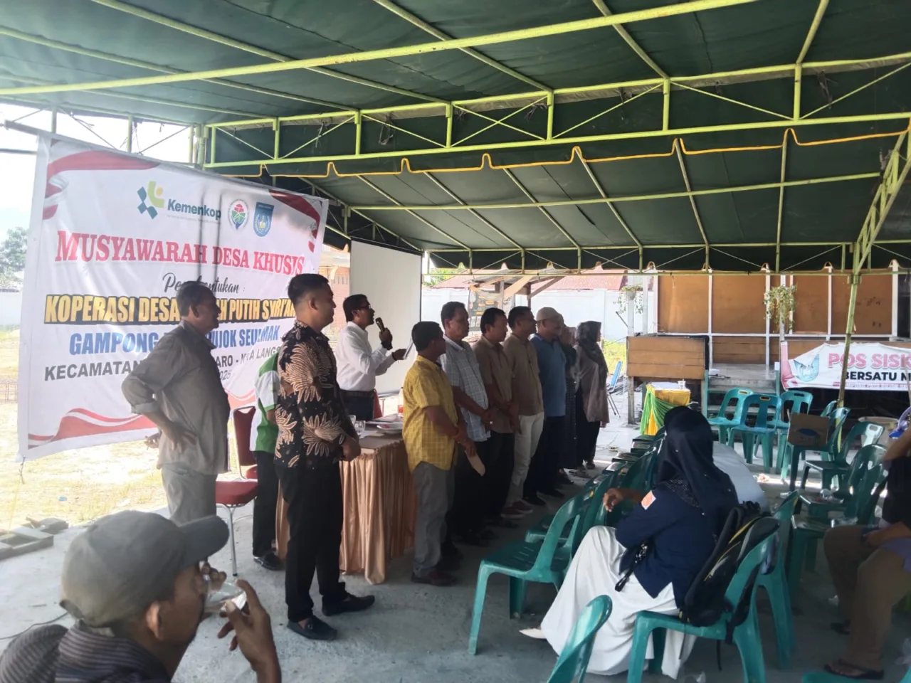 Musyawarah Desa Khusus Pembentukan Pengurus Koperasi Merah Putih Gampong PB seulemak