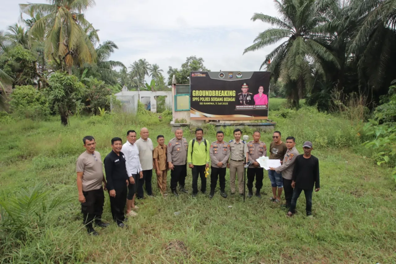 Pengecekan Dan Pengukuran lahan Untuk Pembangunan Gedung SPPG Ke-2 Ditinjau langsung Oleh Kapolres Serdang Bedagai
