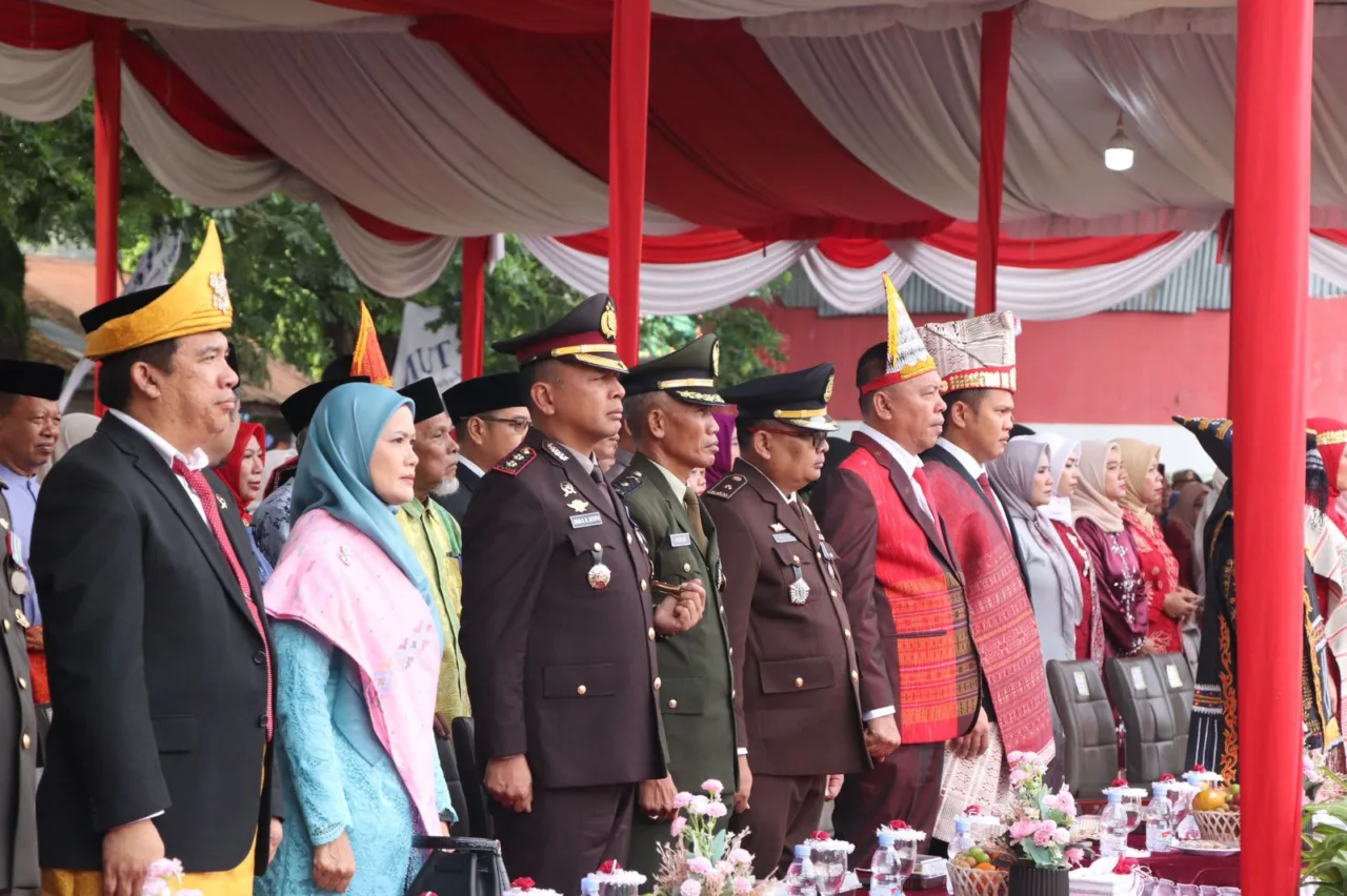 Polres Serdang Bedagai Melaksanakan Upacara HUT RI ke 80 Tahun 2025 Di Lapangan Apel Penuh Hikmat