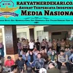 Aksi Demo Damai Ratusan Wartawan FWTB Bawa keranda mayat Kantor Bupati Dan DPRD TUBA