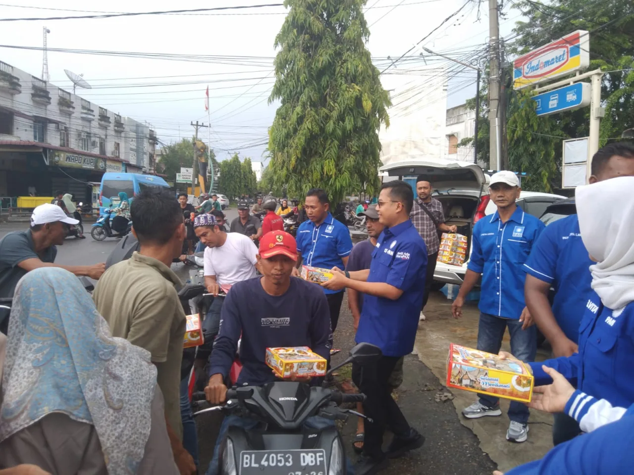 DPW PAN Aceh Berikan Sedekah Jumat Berkah, 300 Nasi Kotak Dibagikan