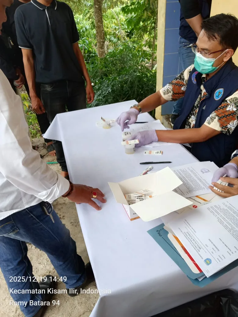 Gelar Tes Urine Ratusan Aparat Pengurus Desa Oku Selatan, Sejumlah Peserta Diduga Terindikasi Positif