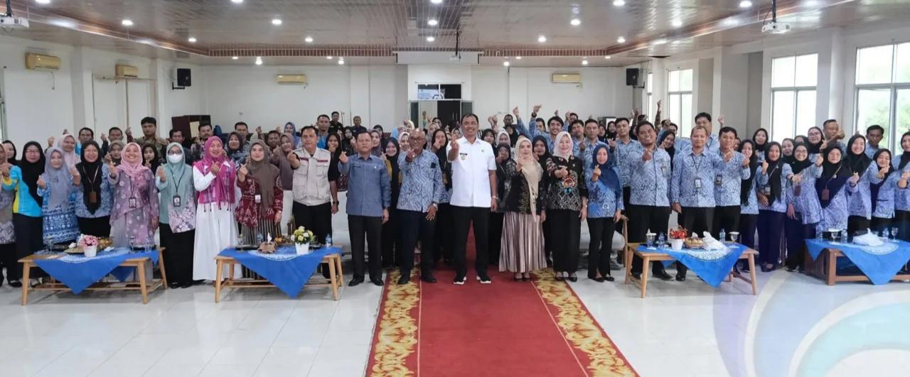 Bupati Ogan Komering Ulu Selatan, Abusama, S.H., Menghadiri Pelantikan Dan Pengukuhan Kepengurusan Dewan Pengurus Cabang Ikatan Penyuluh Keluarga Berencana Indonesia