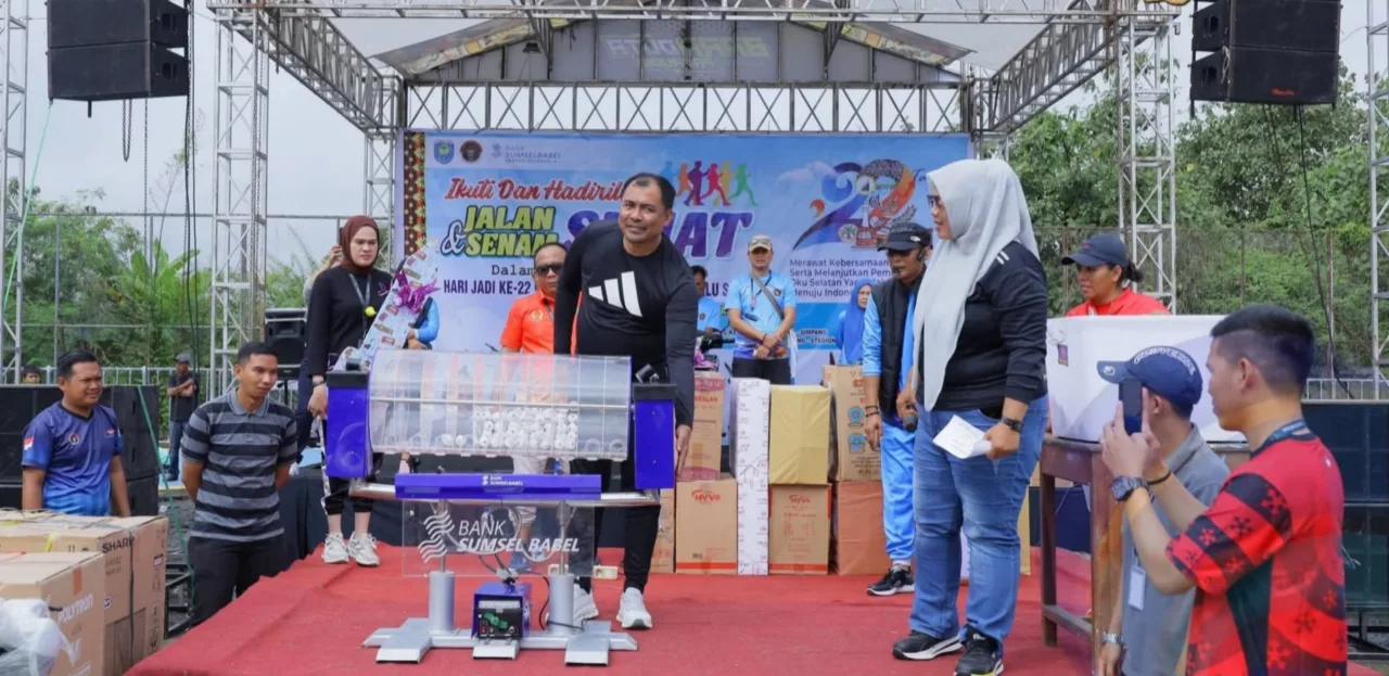 Ribuan Warga Kabupaten Oku Selatan Ikut Serta Semarakkan Hut Jadi Kabupaten Oku Selatan Yang ke 22 Tahun