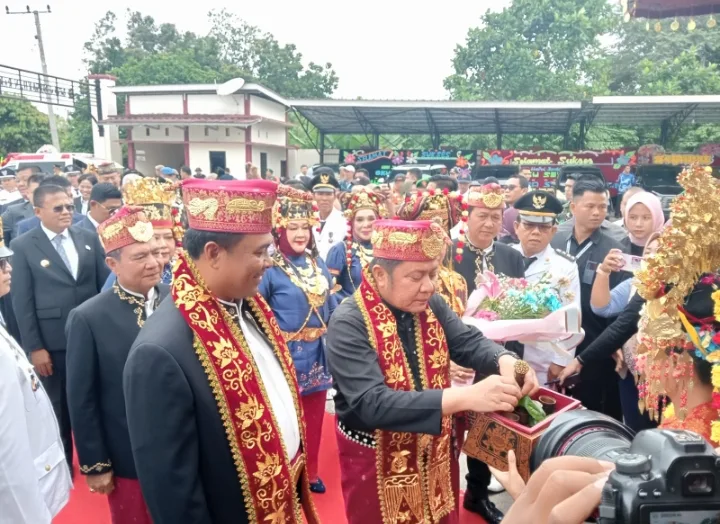 Ketua DPRD Kabupaten Oku Selatan Hisdan, S.IP. Pimpinan langsung Rapat Paripurna DPRD, Sekaligus Dalam Rangka Memperingati Hari Jadi Ke 22 Tahun Oku Selatan