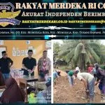 Mad Muhizar,SE Dewan Dapil III Mendampingi Bupati Pesisir Barat Dalam Acara Perbaikan Jalan Secara Gotong royong Di Pekon Sumberrejo