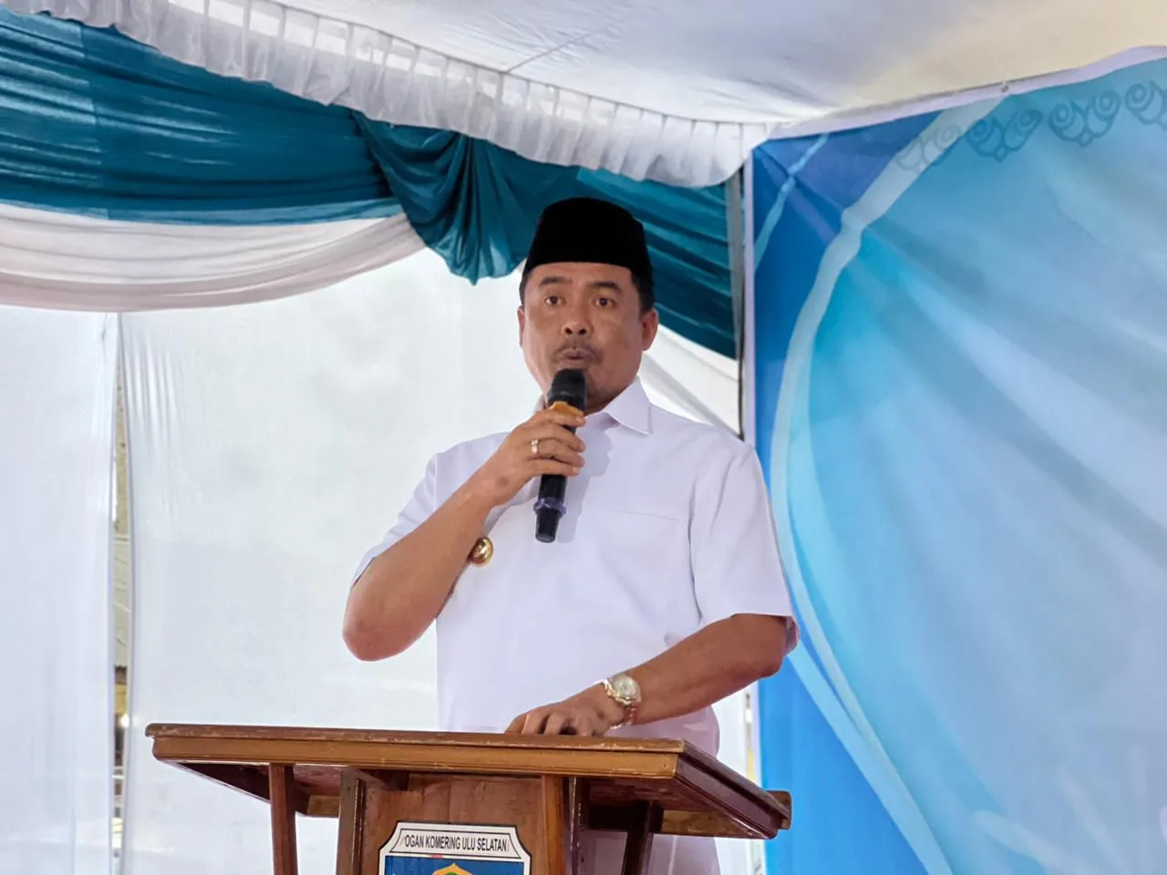 Bupati Abusama,S.H., Didampingi Wakil Bupati Drs. H. Misnadi, M.M., M.Si., Hadiri Launching Dapur Makan Bergizi Gratis SPPG Polres Oku Selatan