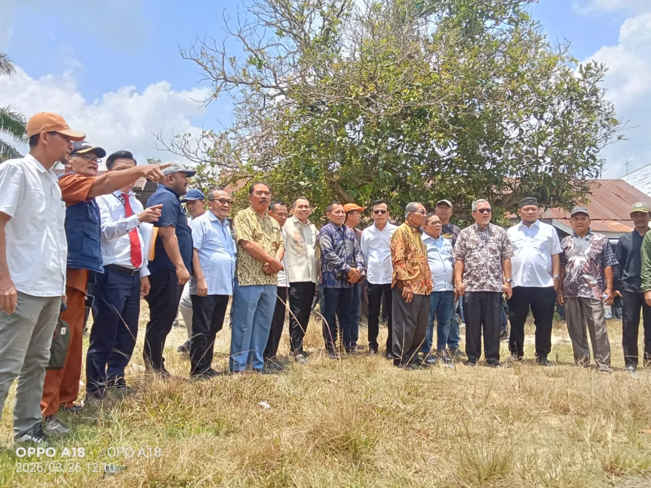 Selesai Meninjau Lahan HGU PT Buana Estate, Ketua Komisi A DPRD Sumut Memerintahkan Untuk Mengukur Ulang