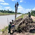 Pembangunan Jembatan Gantung Printis Garuda Masuki Tahap Pondasi, Wujud Nyata Kepedulian TNI untuk Rakyat