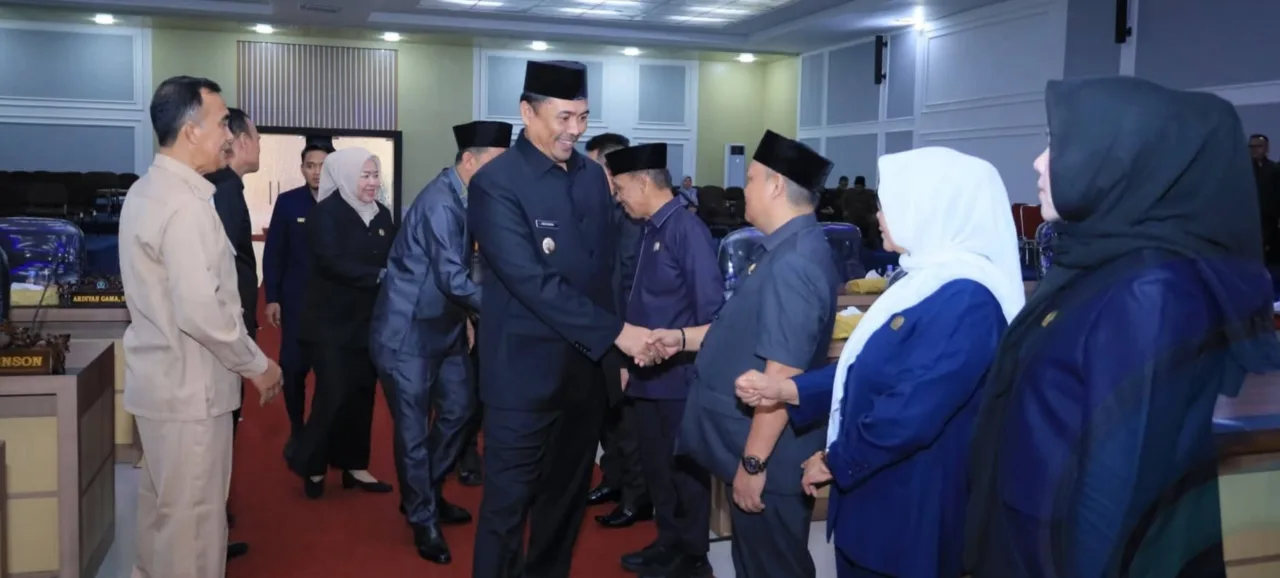 Bupati Oku Selatan Abusama, S.H., Menghadiri Rapat Paripurna Dewan Perwakilan Rakyat Daerah (DPRD)