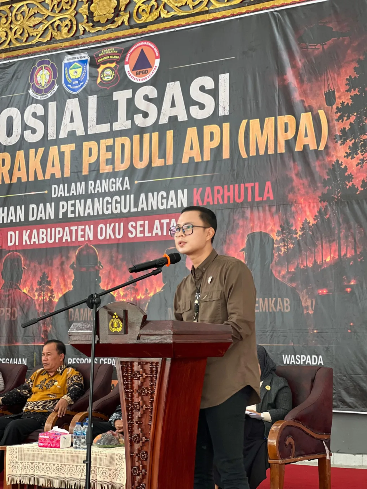 Kanit 2 PIDSUS Sat Reskrim Polres Oku Selatan Sosialisasikan Aturan Hukum Pencegahan Karhutla kepada Masyarakat Peduli Api