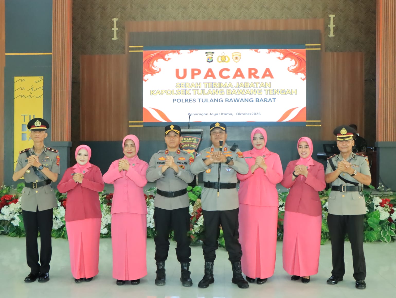 Kapolres Tulang Bawang Barat Pimpin Upacara Serah Terima Jabatan Kapolsek Tulang Bawang Tengah Polres Tulang Bawang Barat